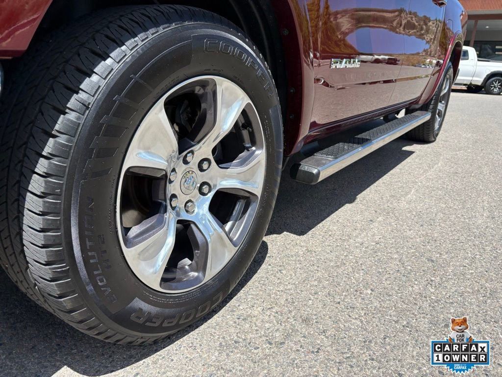 Used 2019 RAM 1500 Laramie AWD/4WD image 16