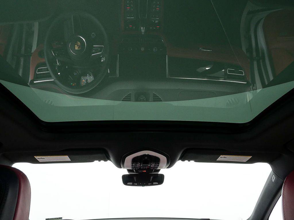New 2026 Porsche Macan S AWD/4WD image 21