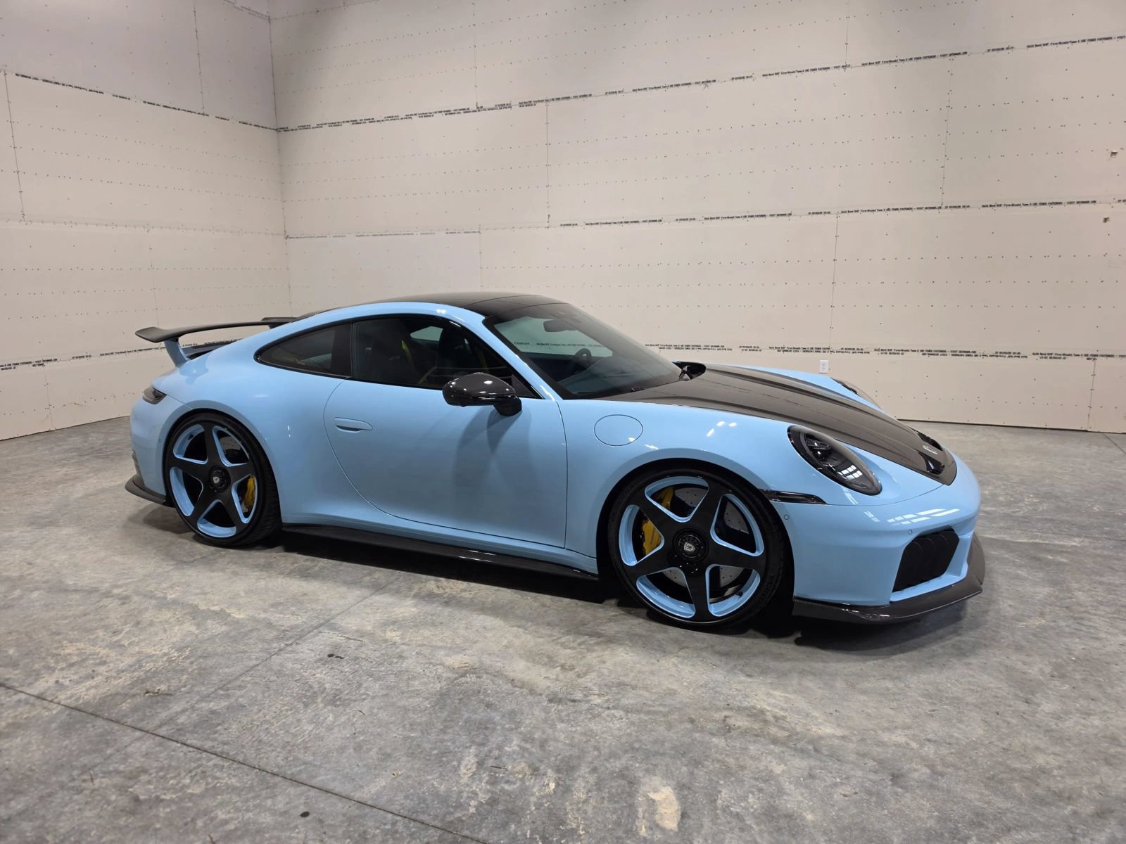 Used 2026 Porsche 911 GTS image 4