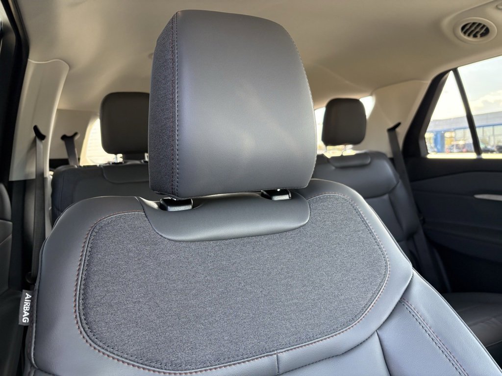 New 2026 Ford Explorer Active image 64