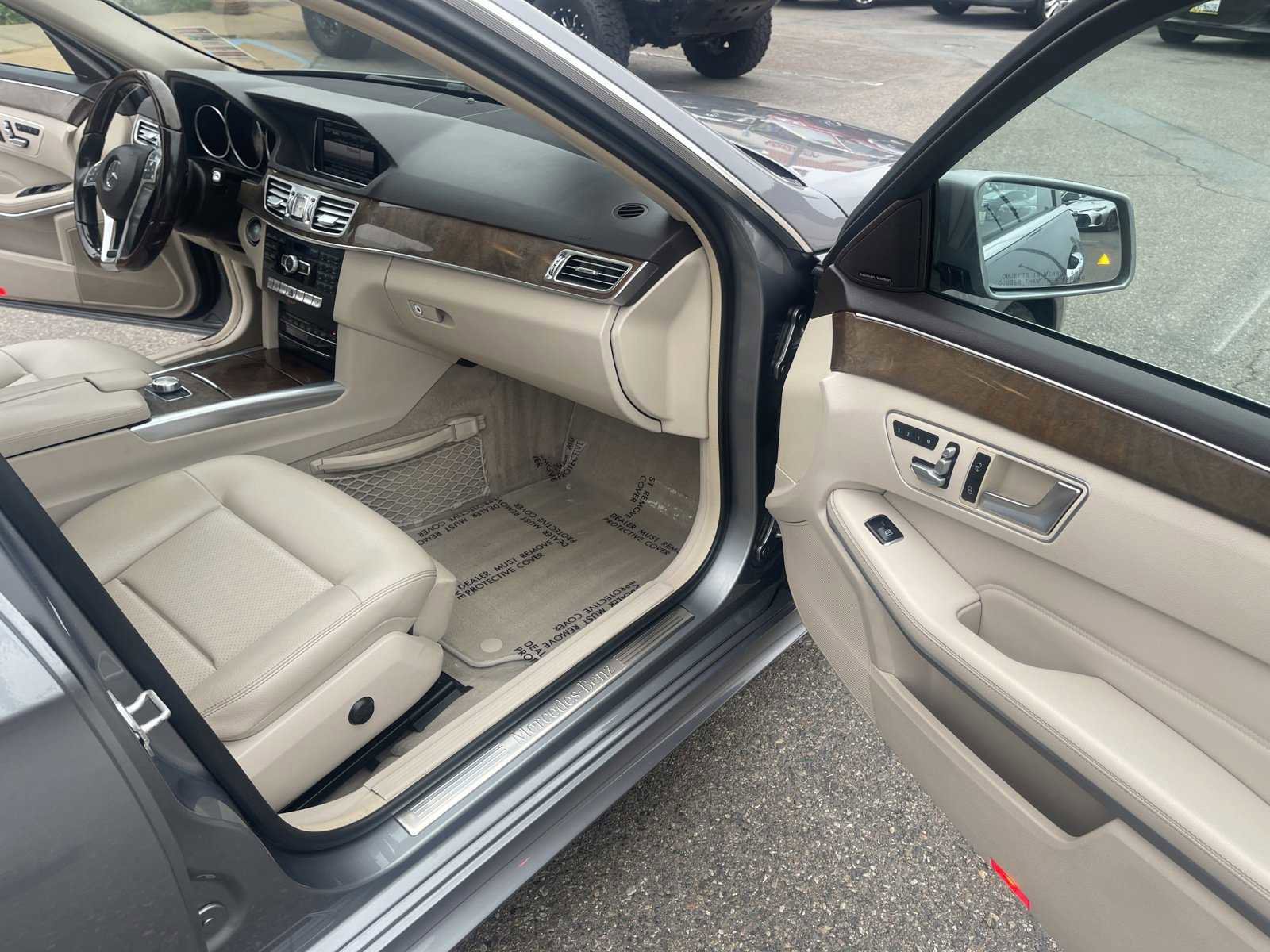 Used 2015 Mercedes-Benz E 350 Sedan image 15
