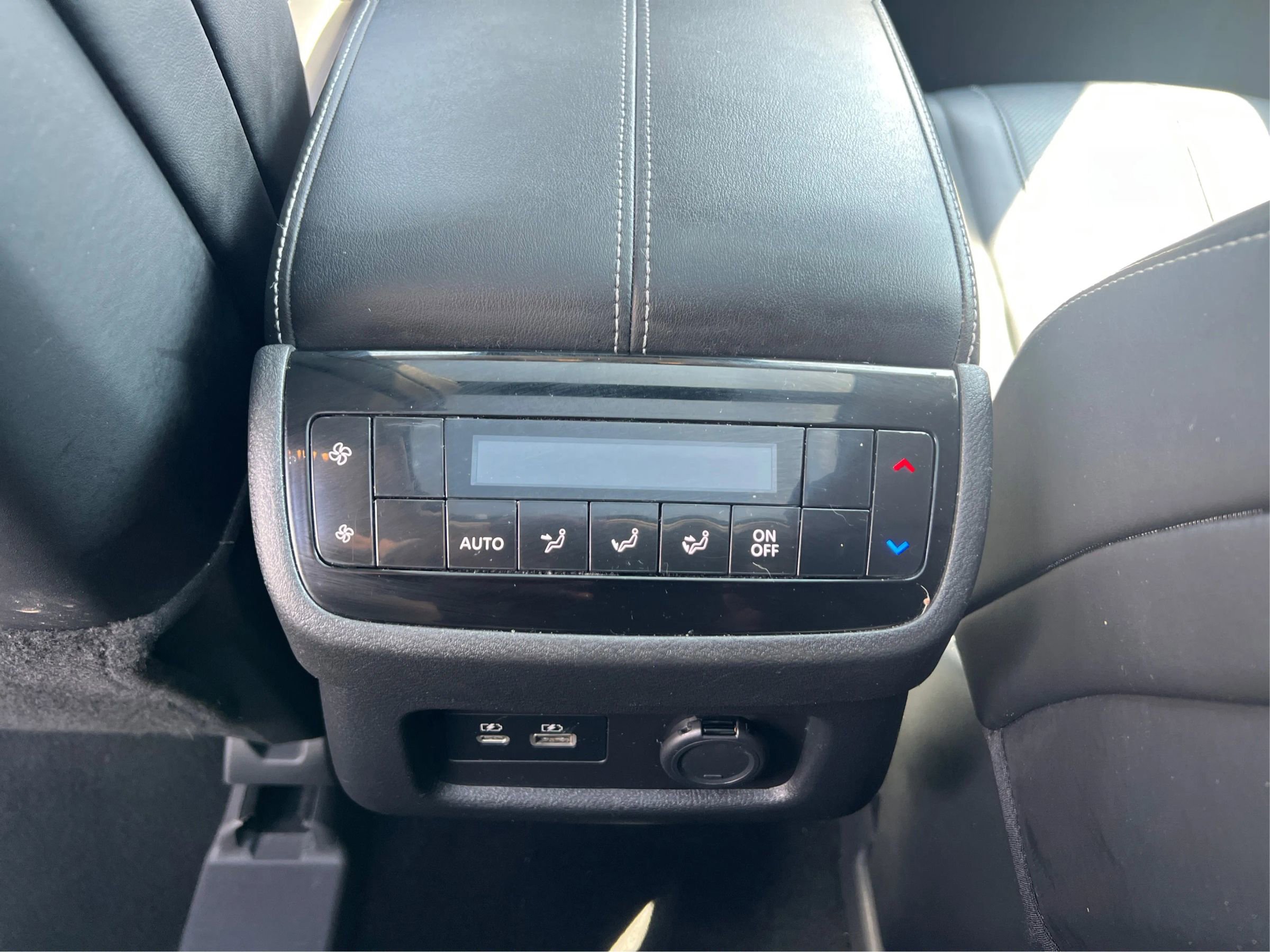 Used 2023 INFINITI QX60 Pure w/ Cargo Package image 18