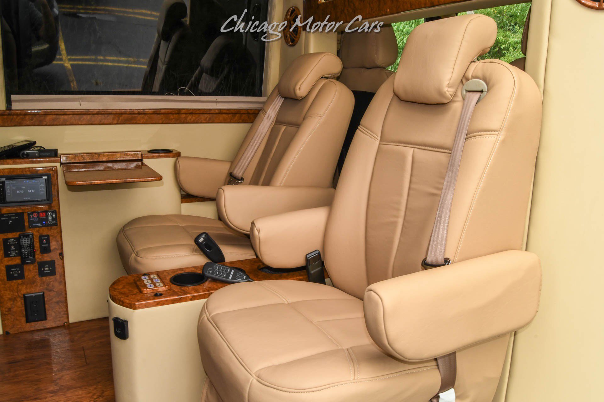 Used 2011 Freightliner Sprinter 2500 RWD image 24