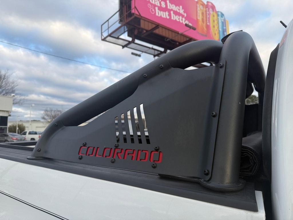 Used 2017 Chevrolet Colorado ZR2 image 21