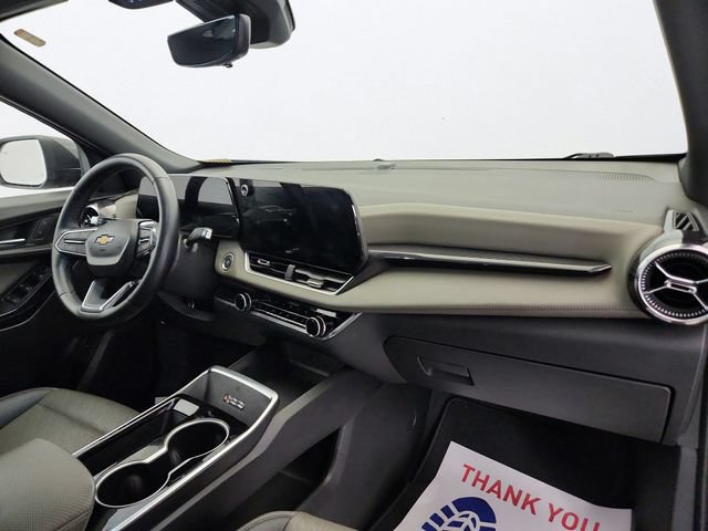 Used 2025 Chevrolet Equinox LT w/ Convenience Package II AWD/4WD image 30
