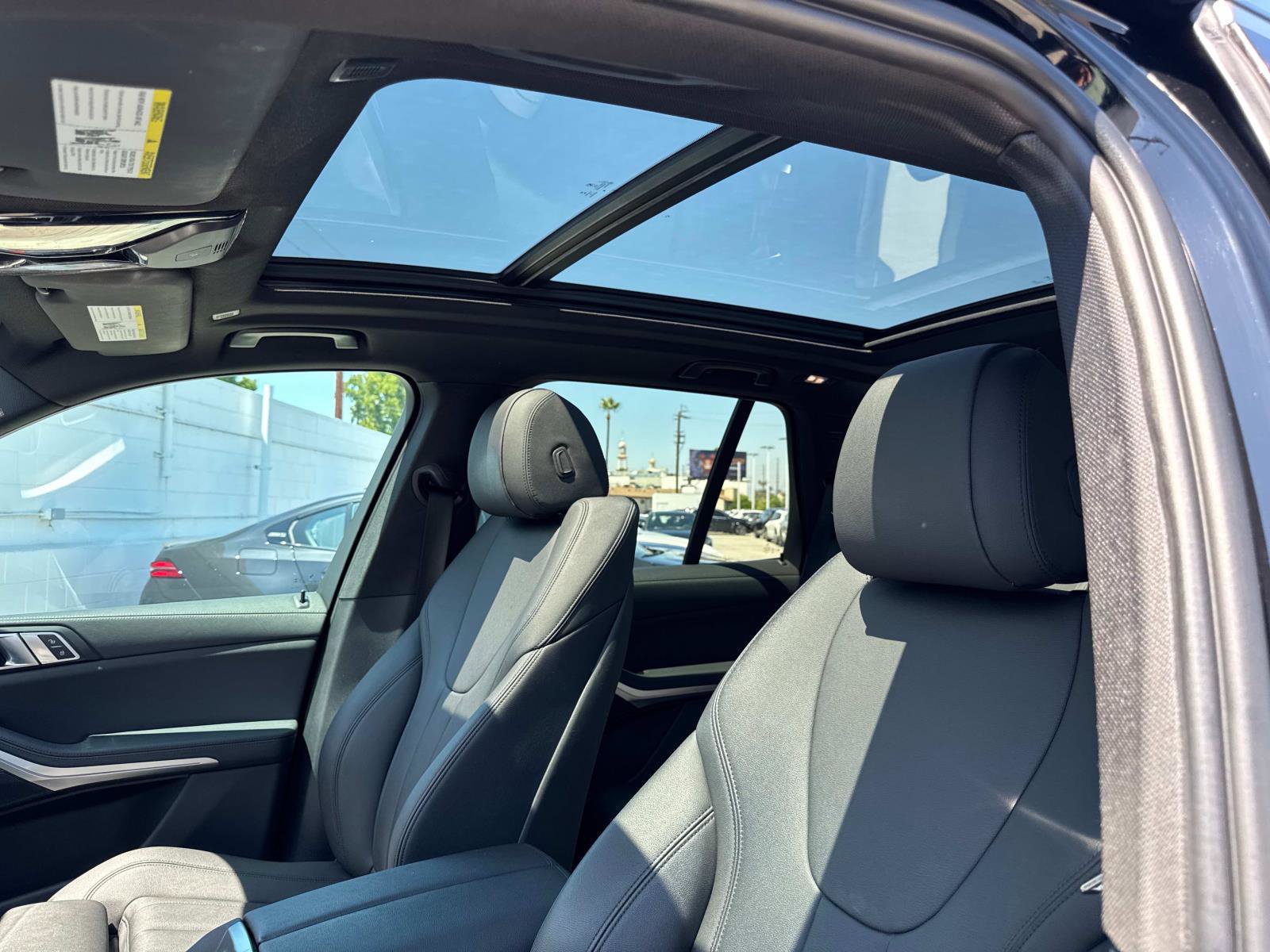 Certified 2022 BMW X5 sDrive40i w/ Premium Package image 19