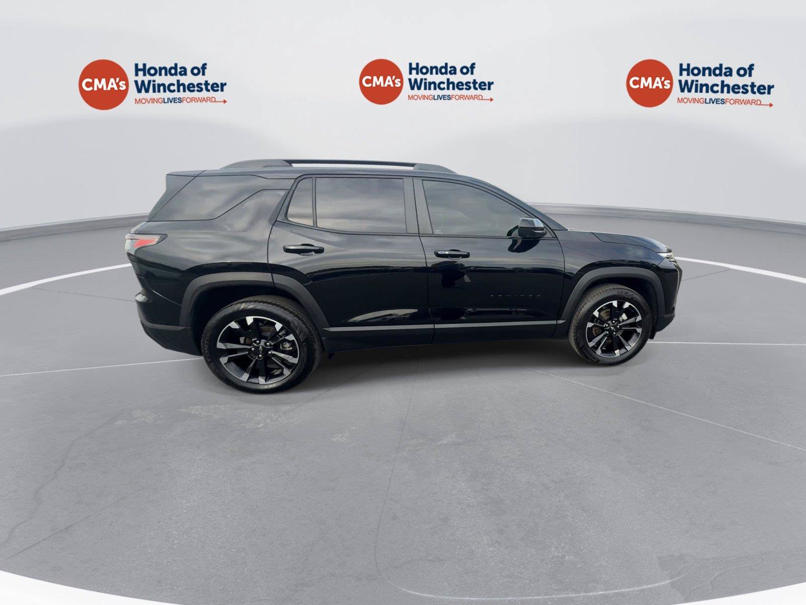 Used 2025 Chevrolet Equinox RS w/ Safety and Technology Package AWD/4WD image 9
