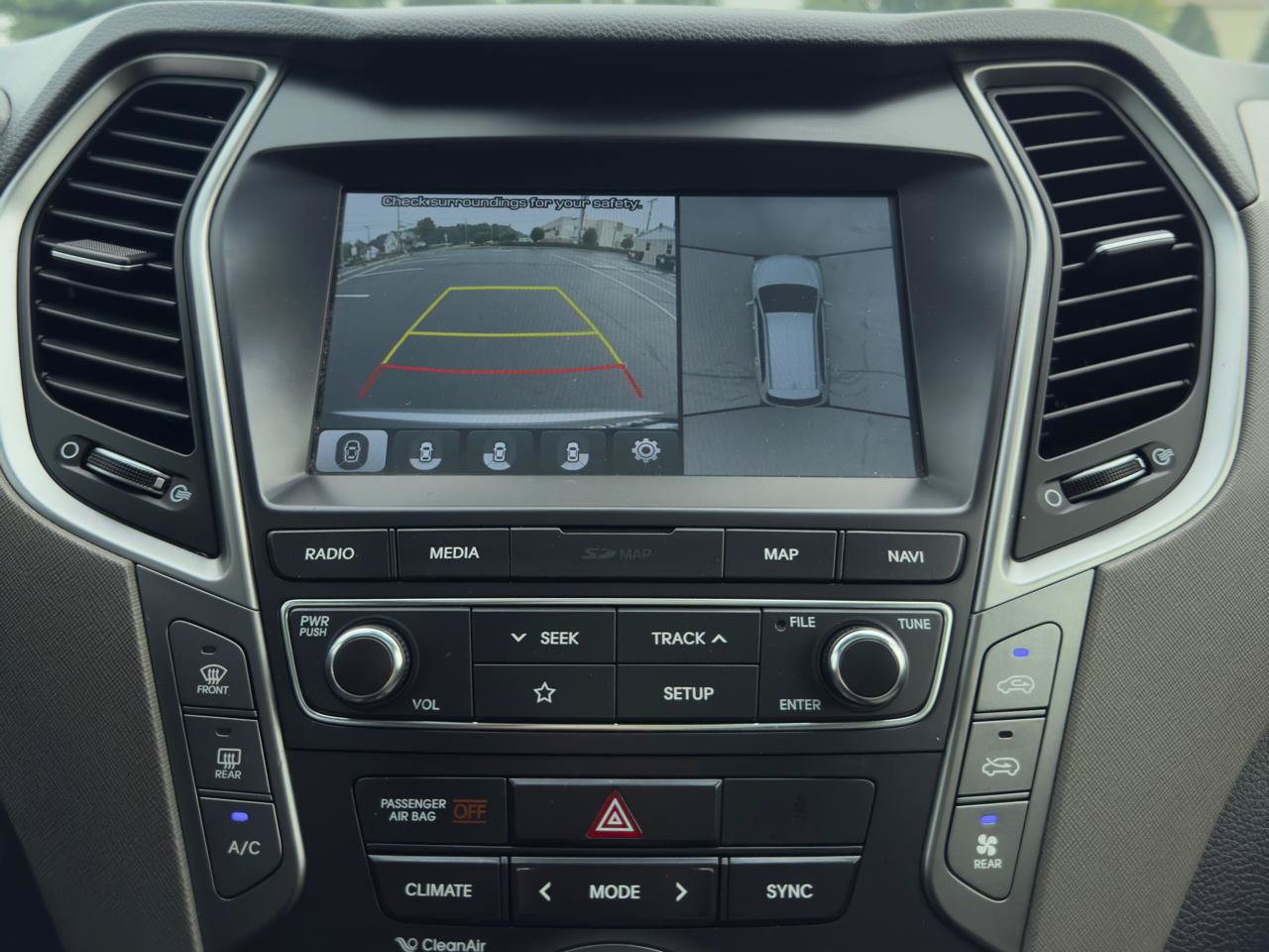 Used 2019 Hyundai Santa Fe XL FWD image 15