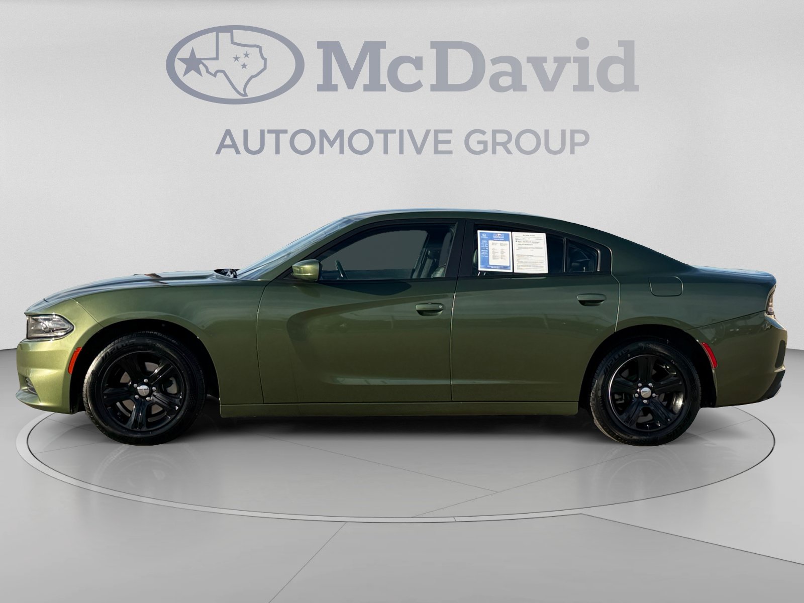 Used 2021 Dodge Charger SXT w/ Leather Interior Group RWD image 2