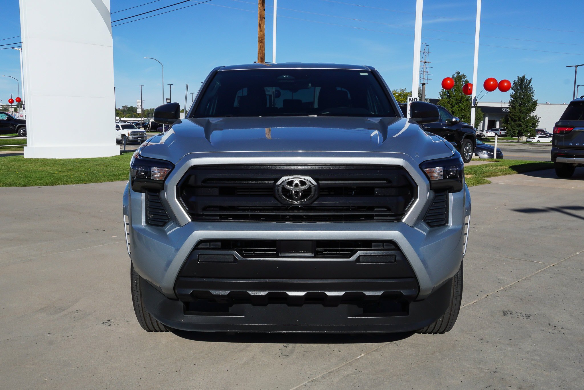 Certified 2024 Toyota Tacoma SR AWD/4WD image 3