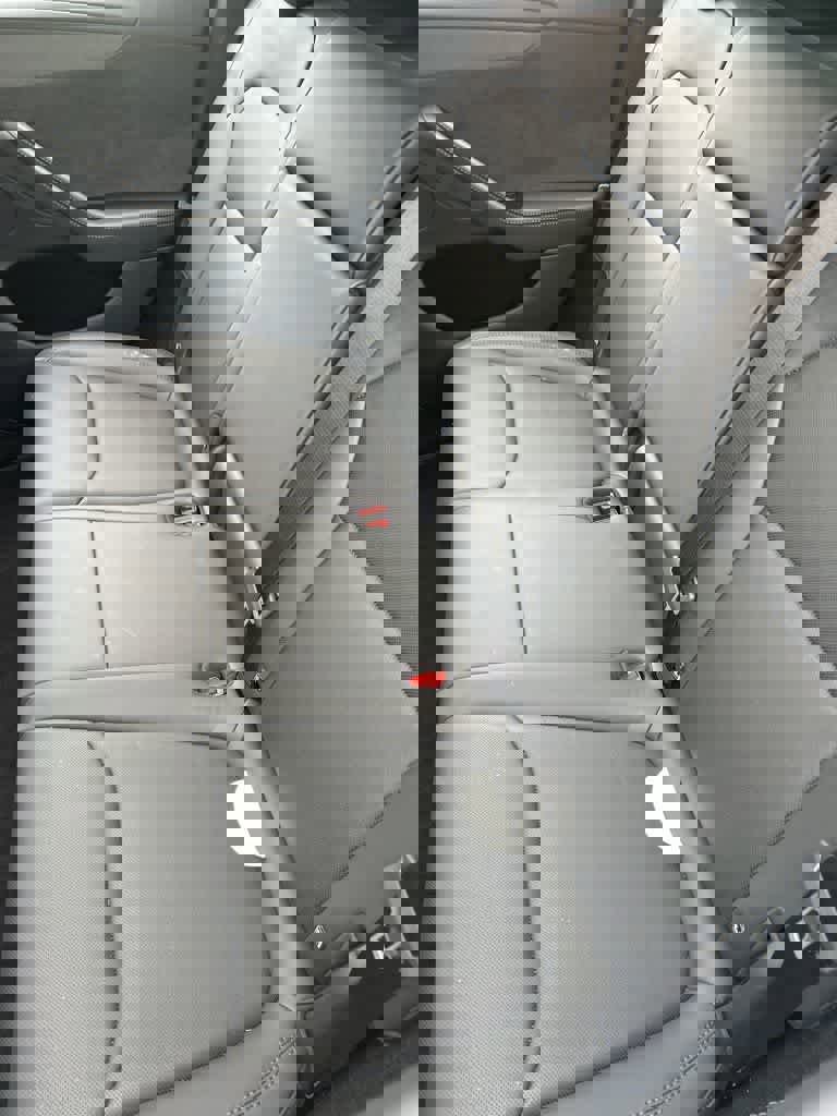 Used 2026 Tesla Model Y 2WD image 6