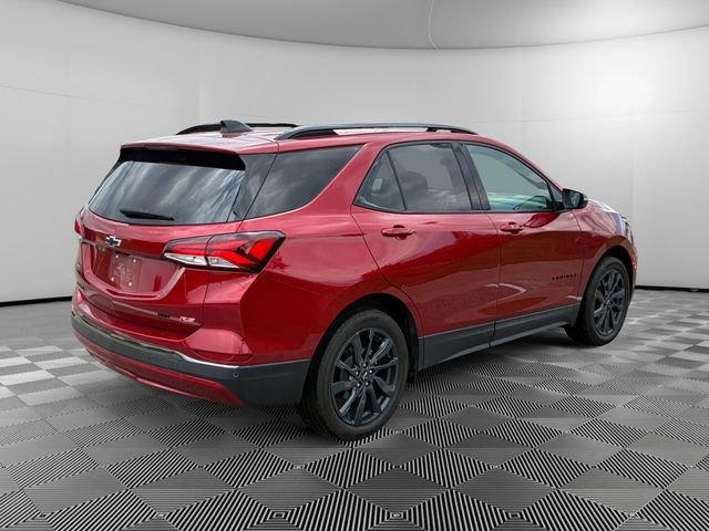 Certified 2022 Chevrolet Equinox RS w/ RS Leather Package AWD/4WD image 5