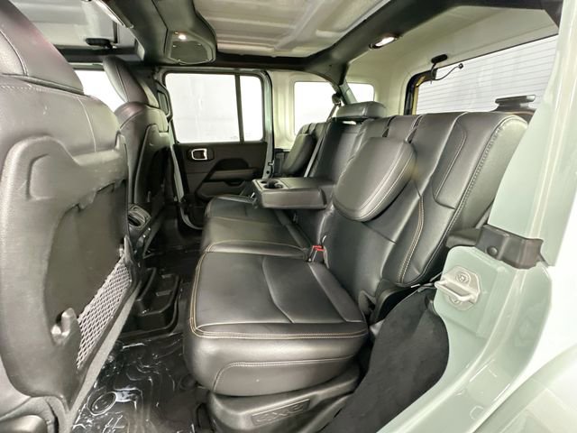 Used 2024 Jeep Wrangler Unlimited Sahara AWD/4WD image 25