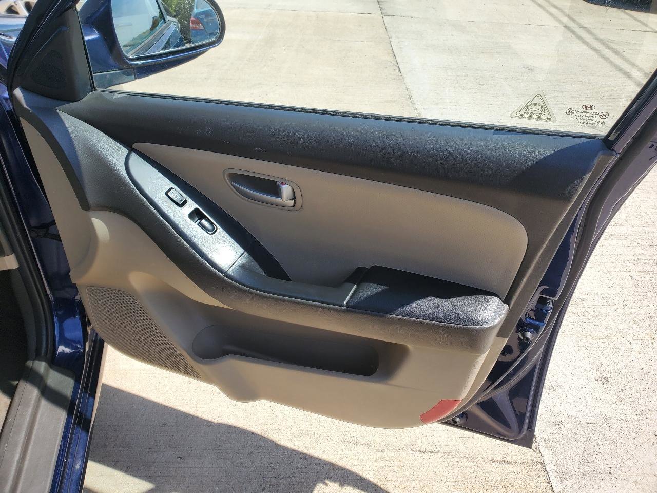 Used 2009 Hyundai Elantra GLS w/ Popular Equipment Pkg 2 image 6