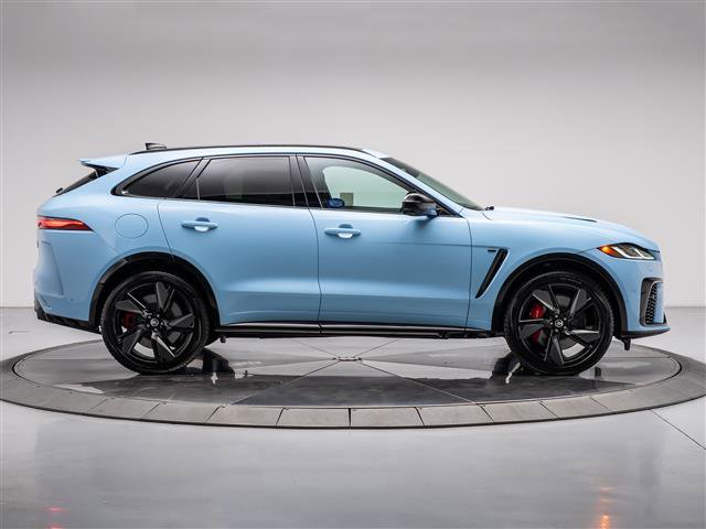 New 2026 Jaguar F-PACE SVR 575 Edition image 6