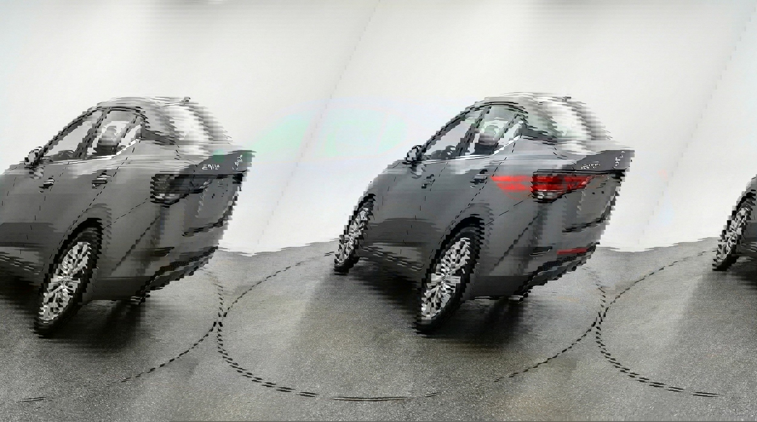 Used 2025 Nissan Sentra S image 5