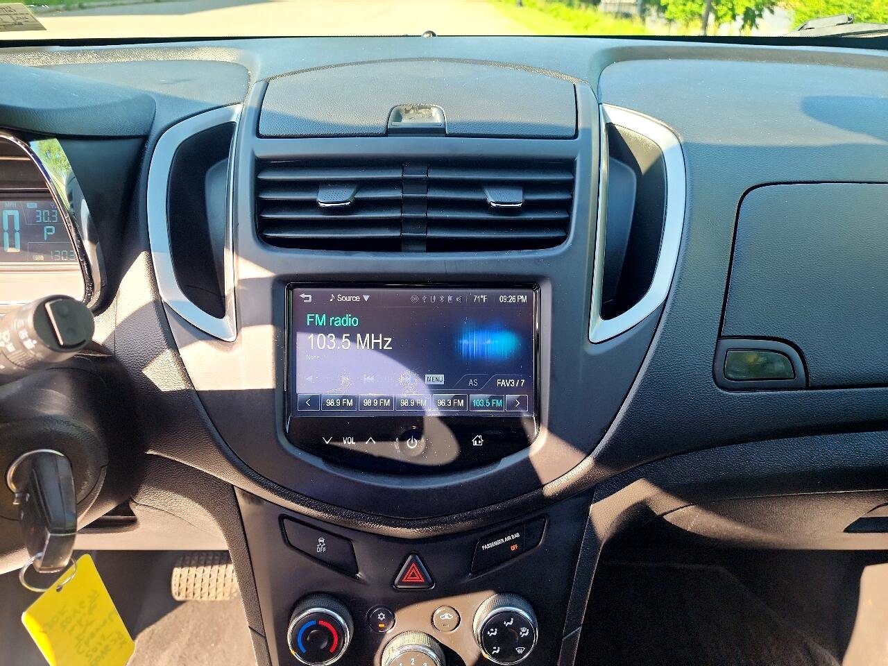 Used 2015 Chevrolet Trax LS w/ LPO, Protection Package image 17