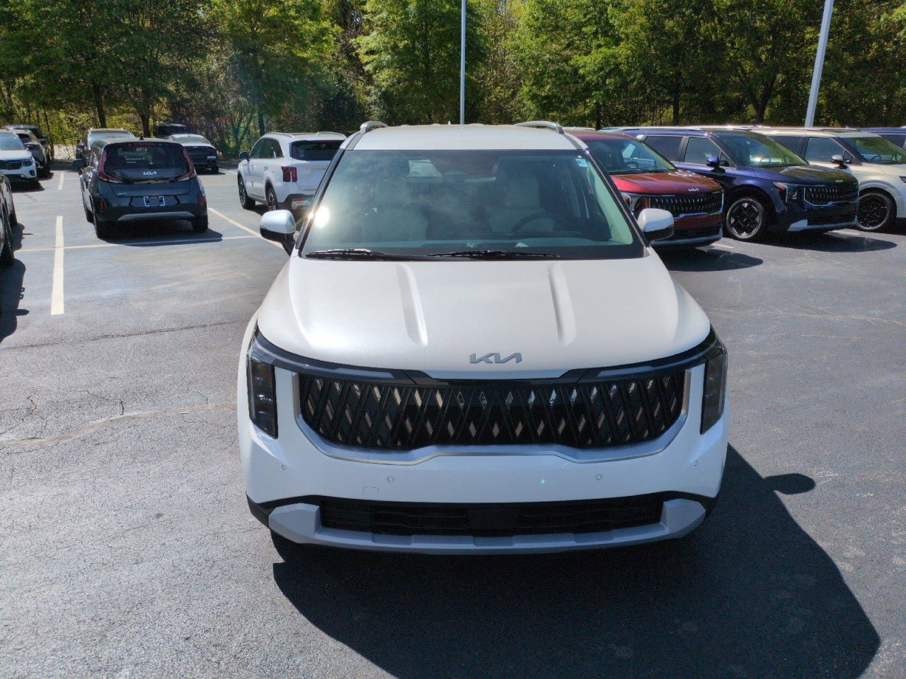 New 2026 Kia Carnival EX image 2