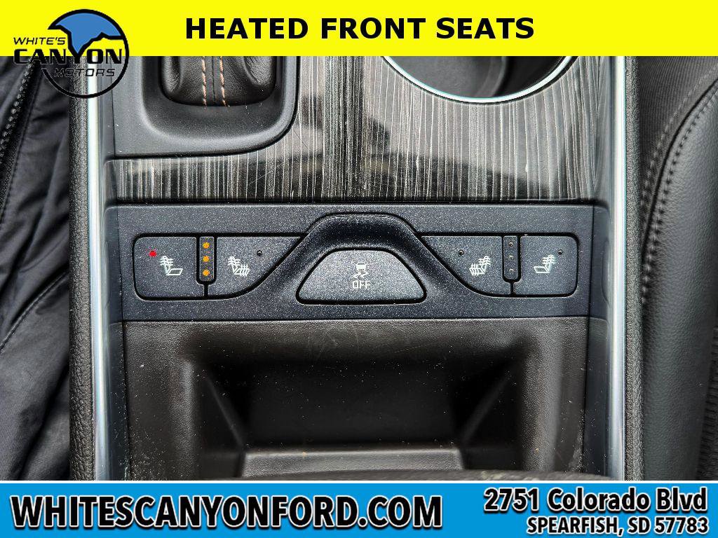 Used 2019 Chevrolet Impala LT w/ LT Convenience Package image 16