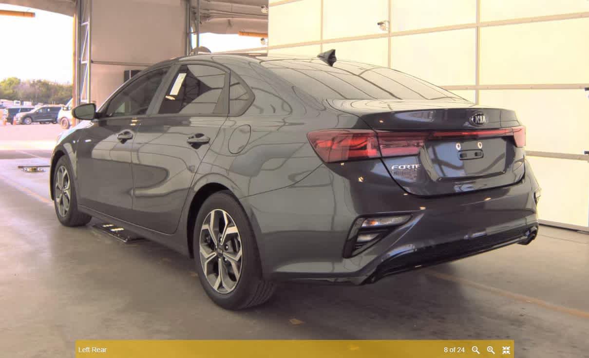 Used 2020 Kia Forte LXS FWD image 8