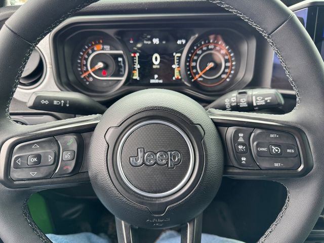 Certified 2025 Jeep Wrangler Sport S image 24