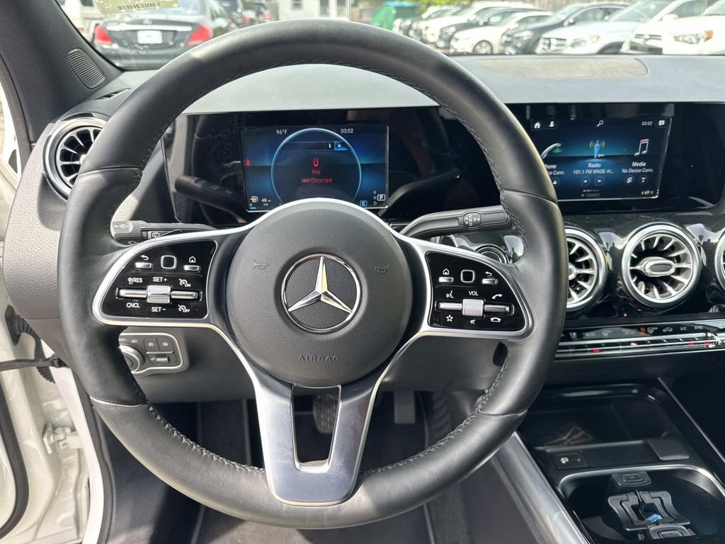 Used 2021 Mercedes-Benz GLA 250 image 21