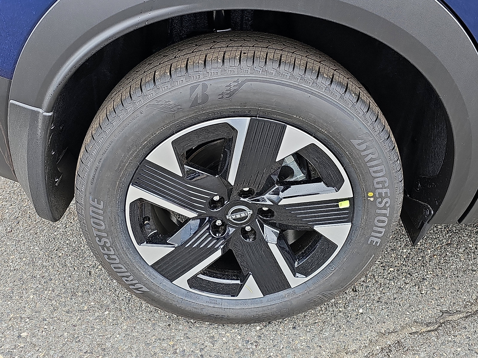 New 2026 Nissan Kicks SV w/ Cold Weather Package AWD/4WD image 5