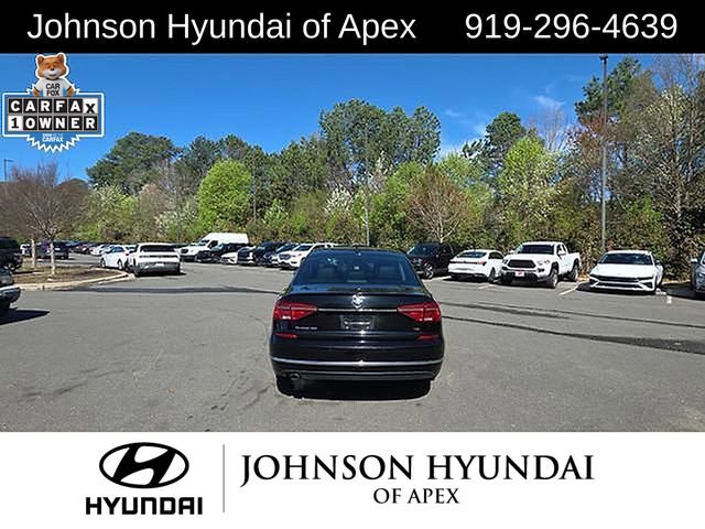 Used 2016 Volkswagen Passat 1.8T SEL Premium image 25