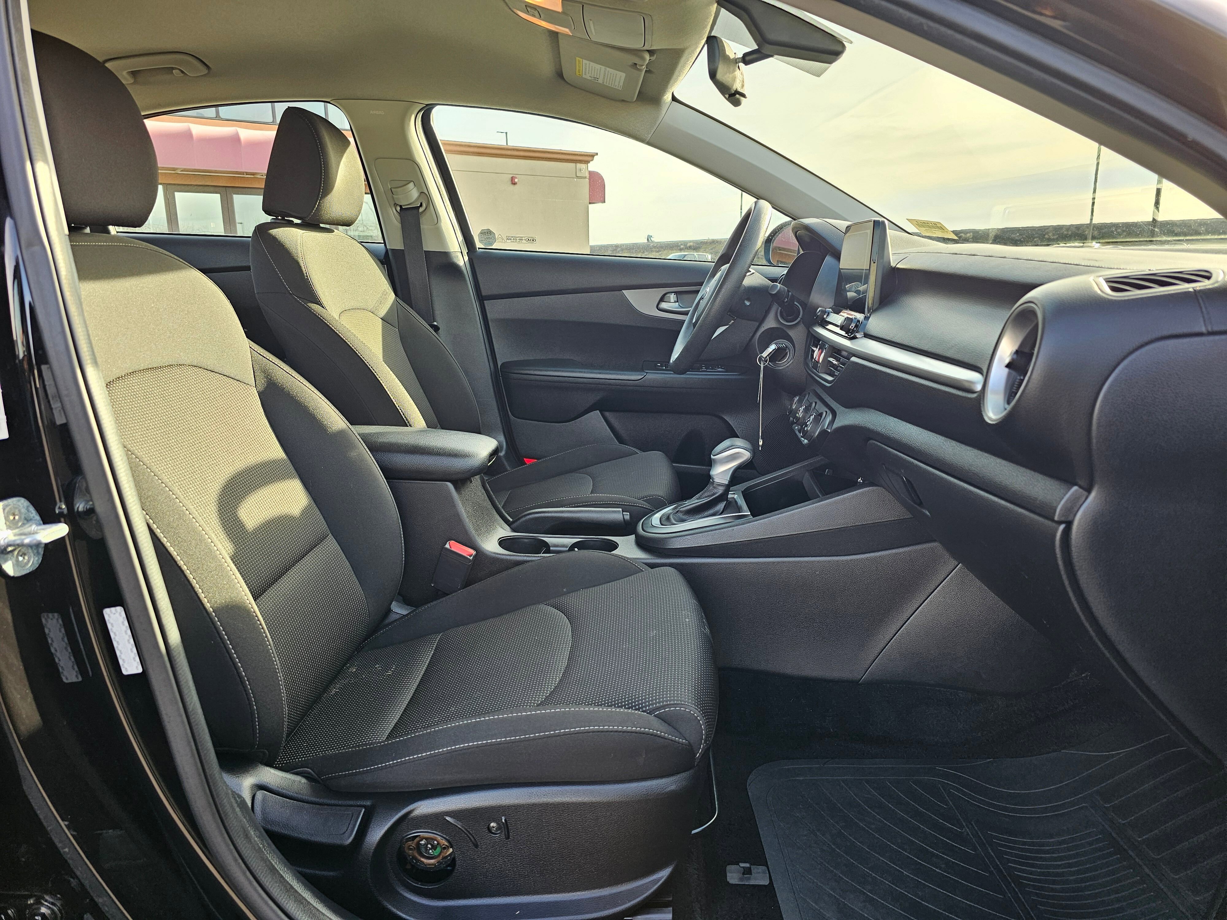 Used 2021 Kia Forte LXS image 15