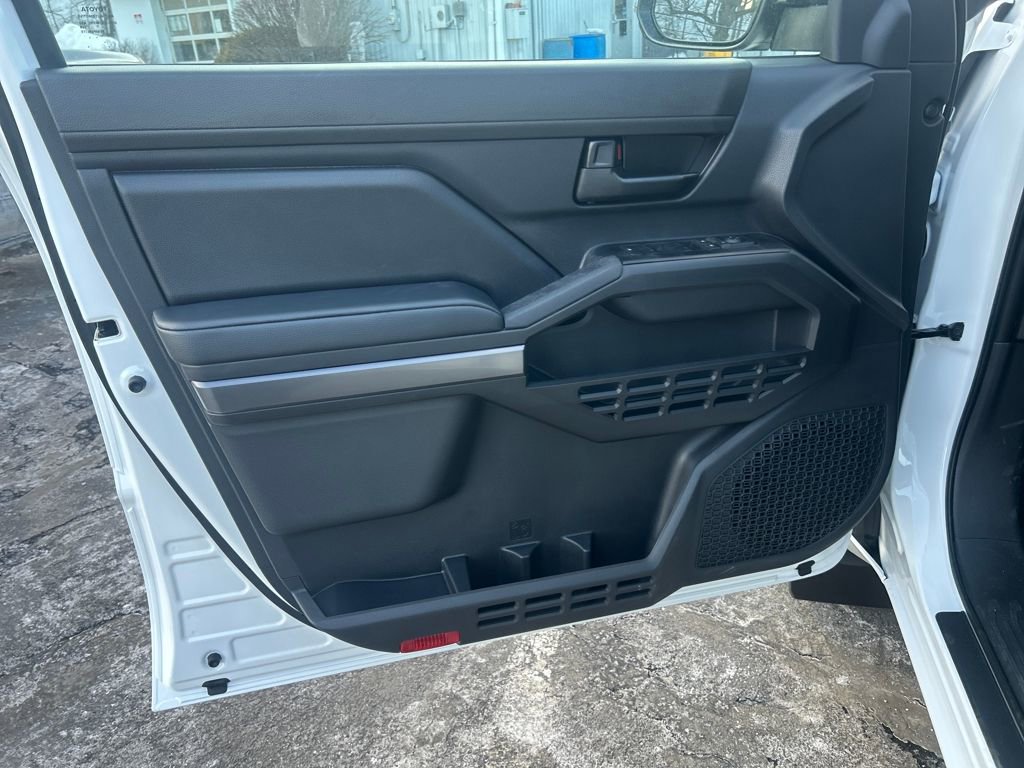 New 2026 Toyota Tacoma SR5 image 18