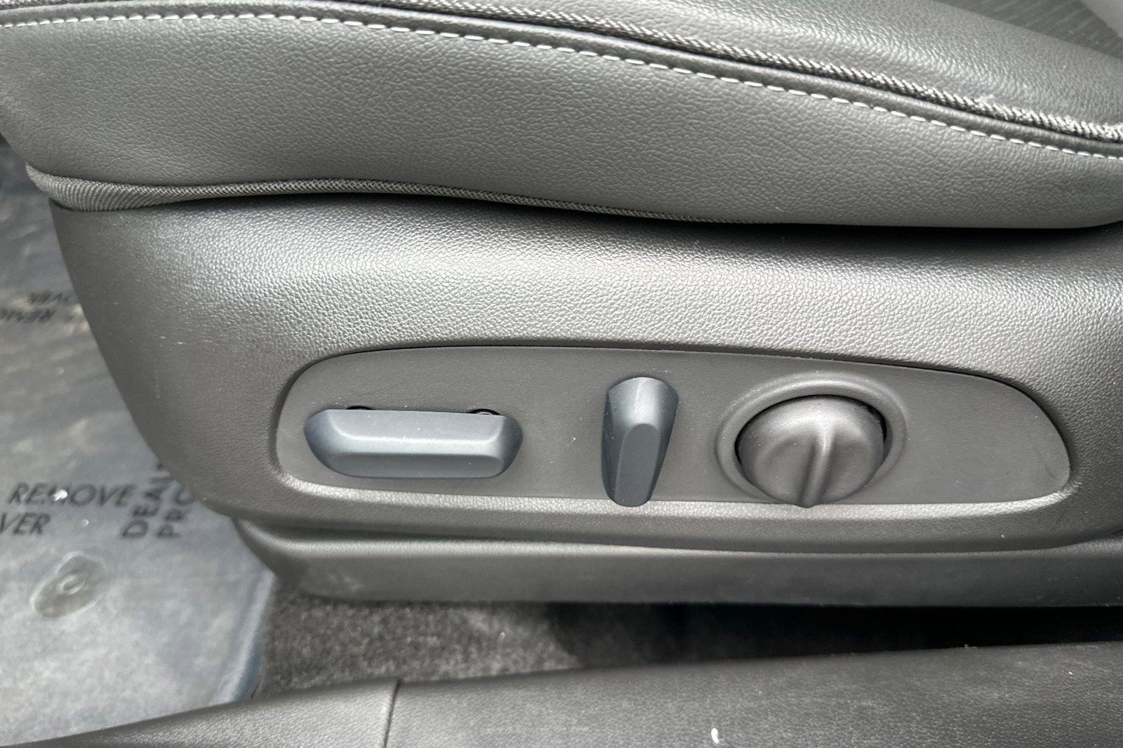 Certified 2023 Buick Encore GX Essence w/ Experience Buick Package image 12