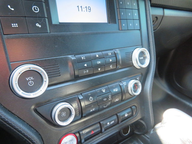 Used 2019 Ford Mustang Coupe image 23