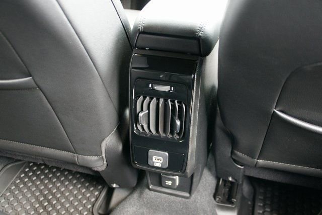 Used 2025 Jeep Compass Trailhawk image 31