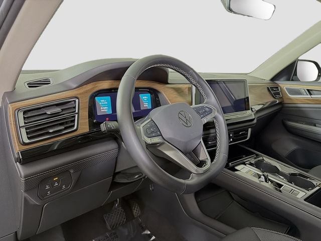 Used 2024 Volkswagen Atlas SE FWD image 9