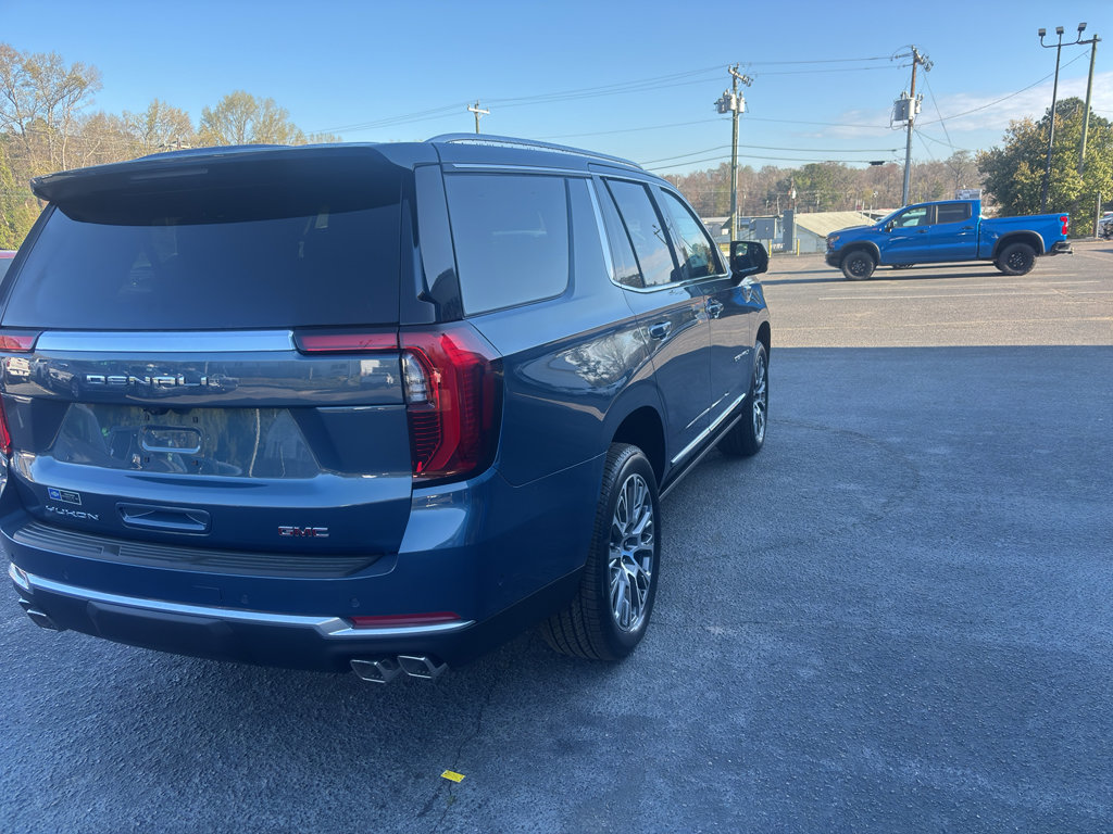 New 2026 GMC Yukon Denali w/ Sun & Power Step Package image 6
