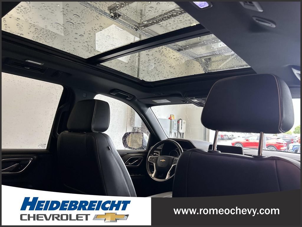 Used 2021 Chevrolet Tahoe Premier w/ Premium Package AWD/4WD image 33
