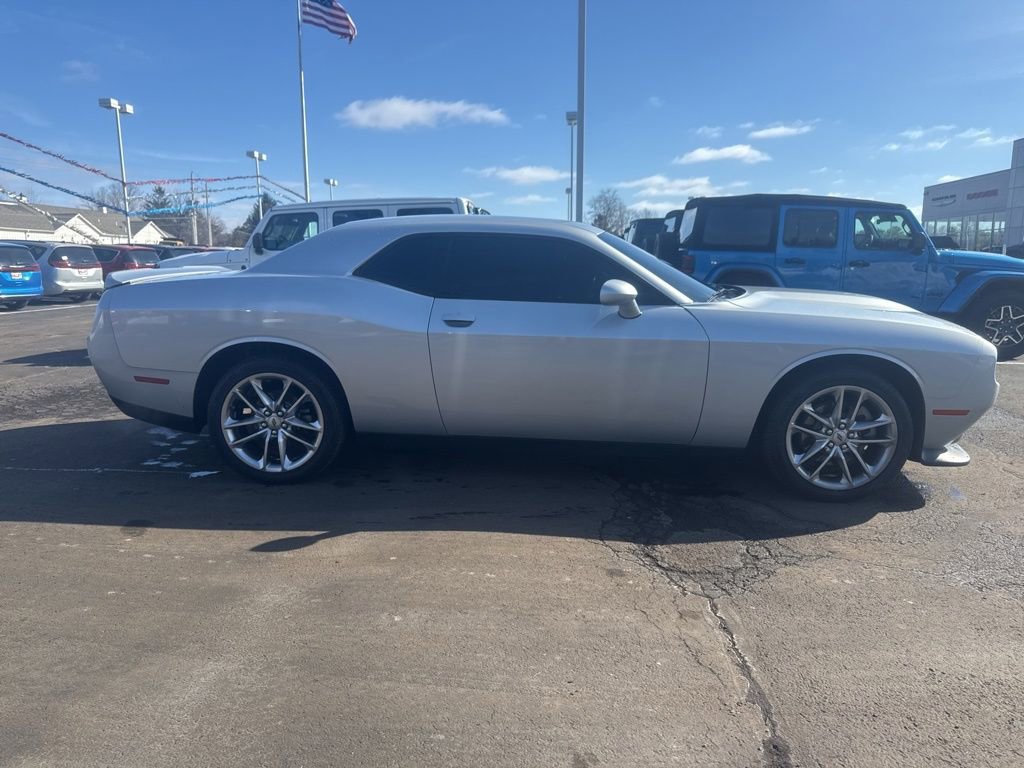 Used 2022 Dodge Challenger GT image 2