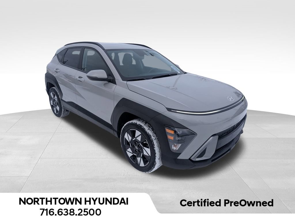 Used 2025 Hyundai Kona SEL image 3