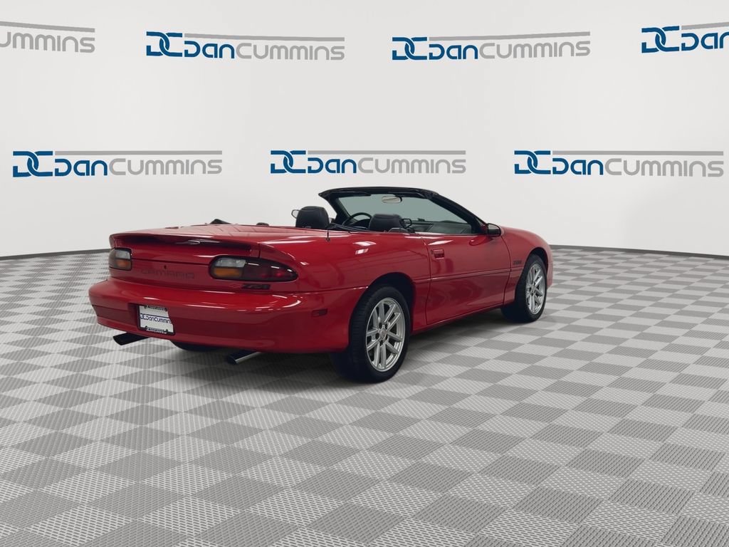 Used 2002 Chevrolet Camaro Z28 RWD image 8
