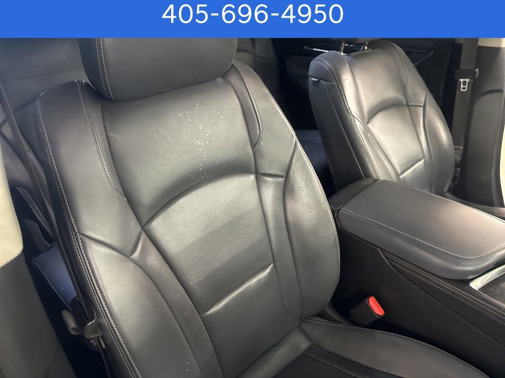 Used 2019 Buick Enclave Essence image 22