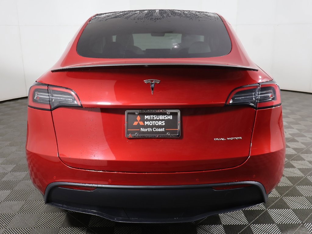 Used 2022 Tesla Model Y Long Range image 13