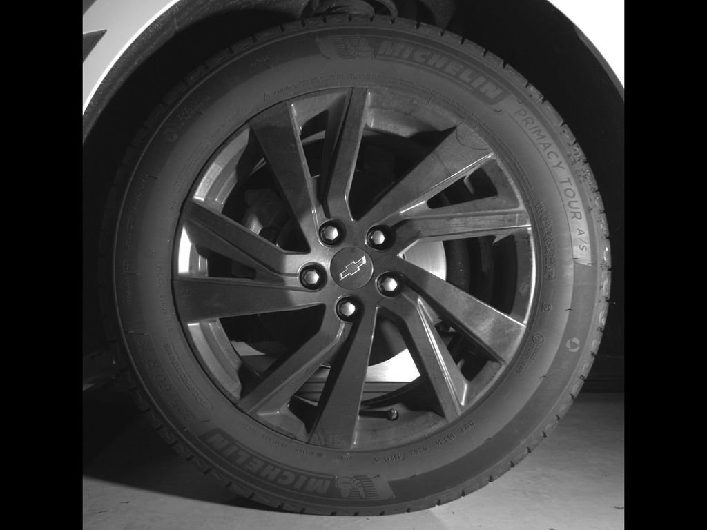Certified 2024 Chevrolet Equinox LS w/ Sport Edition FWD image 14