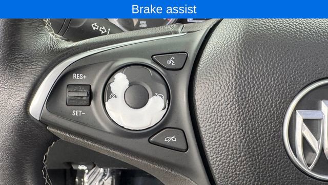 Used 2018 Buick Regal Preferred FWD image 18