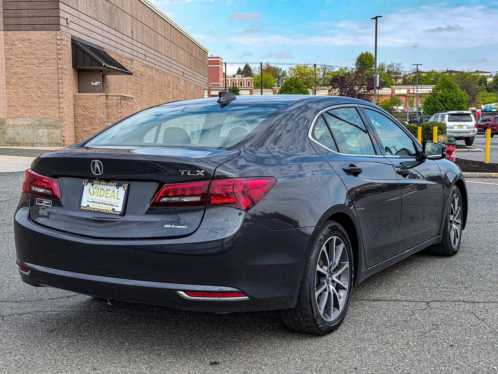 Used 2015 Acura TLX V6 SH-AWD w/ Technology Pkg image 6