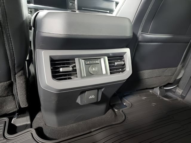 New 2025 Ford F250 Lariat w/ Lariat Ultimate Package image 20