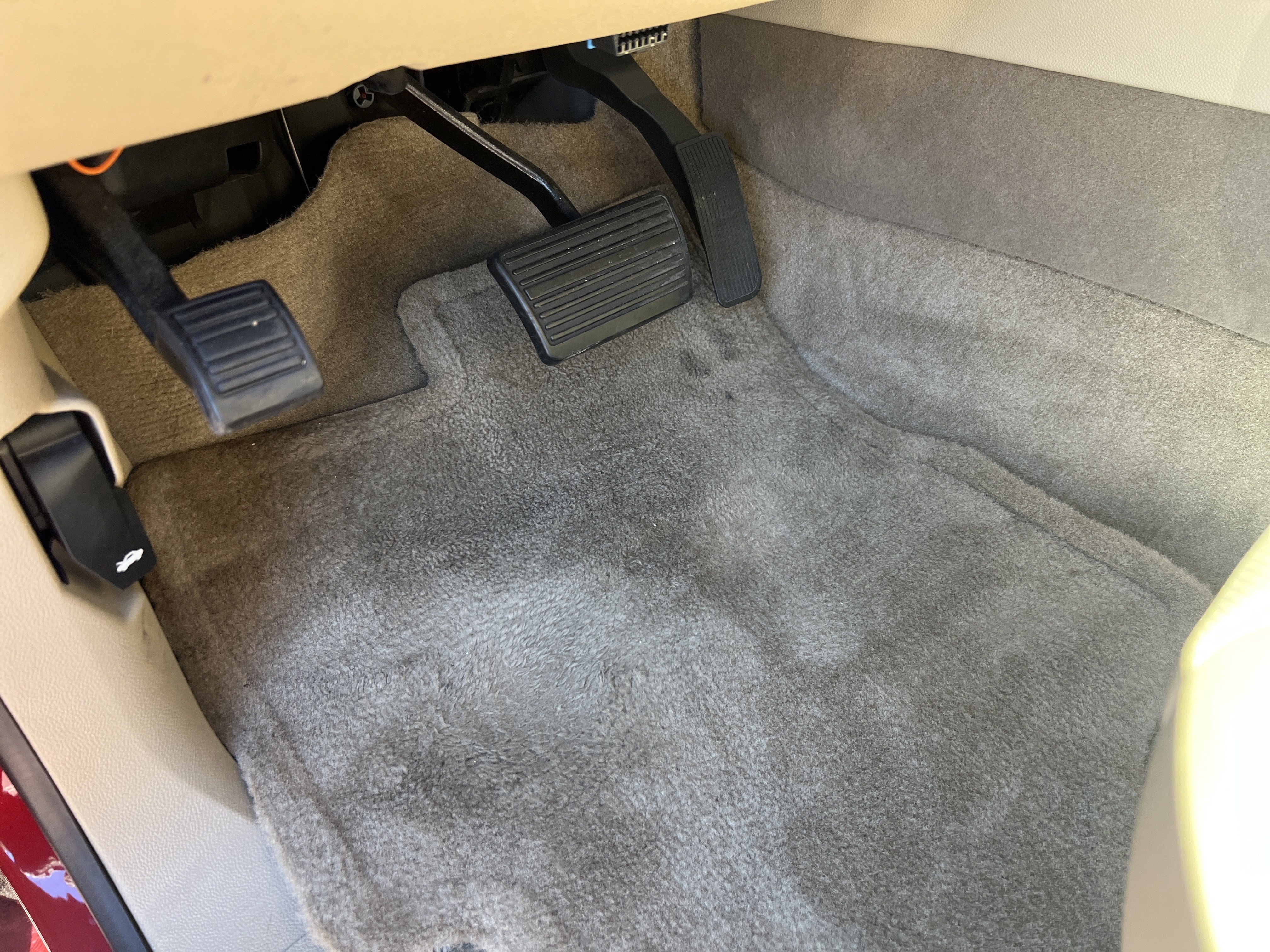 Used 2014 Cadillac Escalade Premium image 17