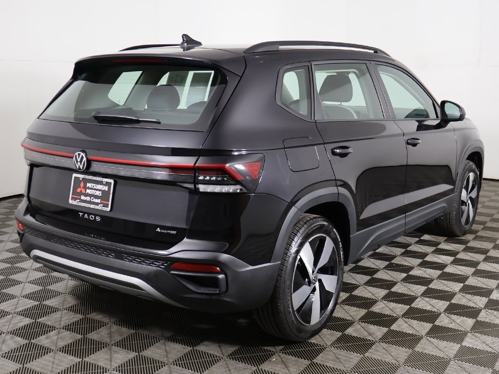 Used 2025 Volkswagen Taos S image 10