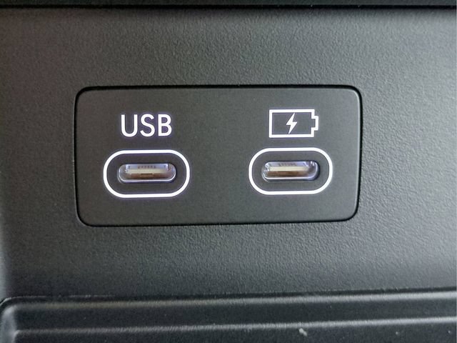 Certified 2025 Genesis GV80 2.5T Standard AWD/4WD image 20