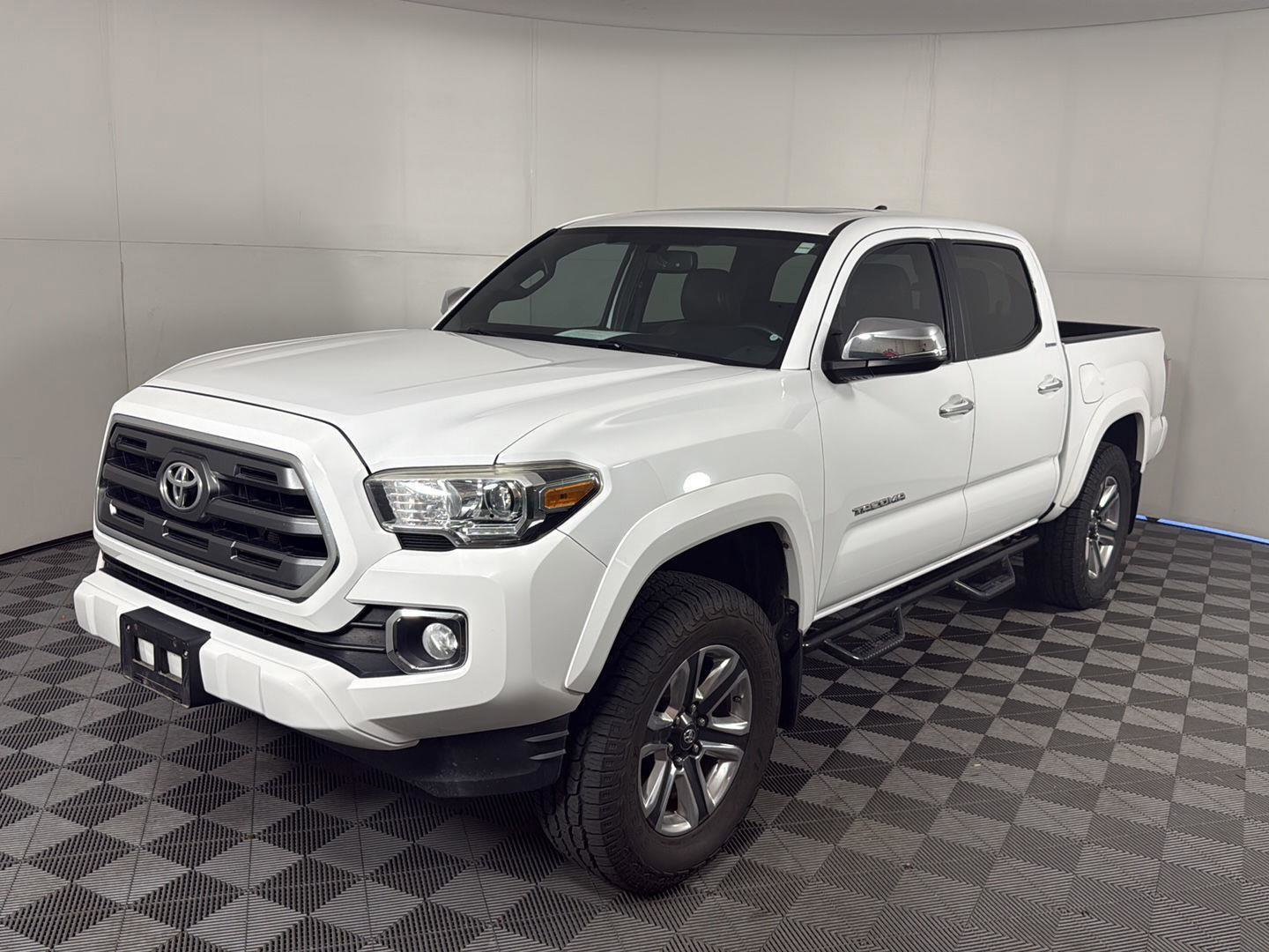 Used 2016 Toyota Tacoma Limited w/ Towing Package