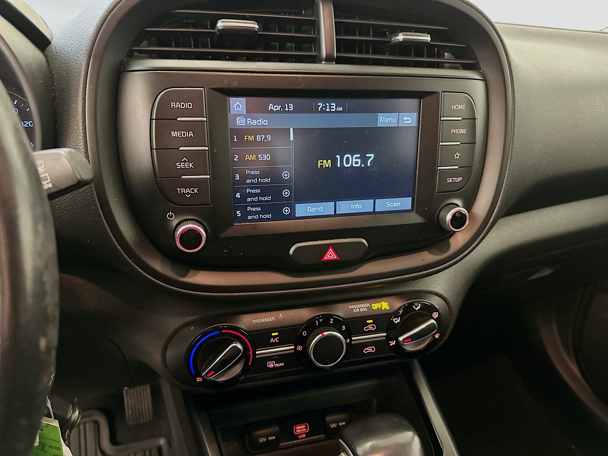 Used 2020 Kia Soul GT-Line FWD image 25